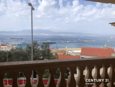 4-Bedroom Townhouse for sale in South District Gibraltar